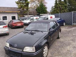 Schwarz Gebraucht 1991 Opel Kadett Cabrio | 2.899 €