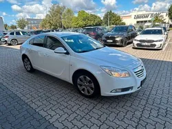 Weiß Gebraucht 2008 Opel Insignia Limousine | 3.950 € (Guter Preis)