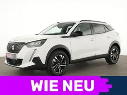 Weiss Gebraucht 2022 Peugeot 2008 Allure SUV | 16.978 € (Fairer Preis)