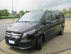 Schwarz Gebraucht 2023 Mercedes V250 Edition Van / Kleinbus | 46.700 €