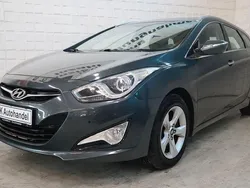 Grau Gebraucht 2015 Hyundai i40 Edition Kombi | 8.890 € (Fairer Preis)