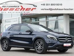 Blau Gebraucht 2017 Mercedes GLA200 Urban SUV | 18.980 € (Fairer Preis)