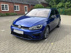 Blau Gebraucht 2017 VW Golf VII R Limousine | 29.500 € (Teuer)