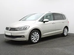 Ivory silver Gebraucht 2023 VW Touran Highline Van / Kleinbus | 36.450 € (Etwas zu teuer)