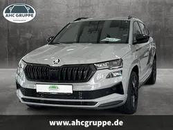 Grau Neu 2025 Skoda Karoq SportLine SUV | 43.420 €