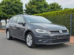 Grau Gebraucht 2017 VW Golf VII Comfortline Kombi | 8.140 € (Guter Preis)