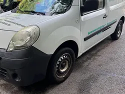 Weiß Gebraucht 2011 Renault Kangoo Van / Kleinbus | 4.900 € (Etwas zu teuer)
