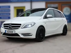 Calcitweiss unilack Gebraucht 2011 Mercedes B200 Van / Kleinbus | 10.990 € (Teuer)