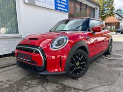 Chili red Gebraucht 2021 Mini Cooper SE Kleinwagen | 15.999 € (Fairer Preis)