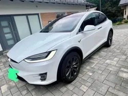 Weiß Gebraucht 2018 Tesla Model X SUV | 30.000 € (Guter Preis)