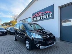 Schwarz Gebraucht 2015 Citroën Berlingo SELECTION Van / Kleinbus | 7.390 € (Guter Preis)