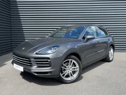 Quarzitgraumetallic Gebraucht 2019 Porsche Cayenne SUV | 56.750 €