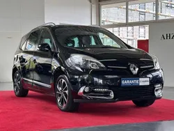 Sternenschwarz Gebraucht 2015 Renault Scénic III Bose Edition Van / Kleinbus | 7.999 € (Fairer Preis)