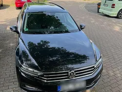 Schwarz Gebraucht 2020 VW Passat Business Kombi | 19.999 € (Guter Preis)