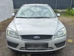 Silber Gebraucht 2007 Ford Focus Kombi | 1.500 € (Guter Preis)