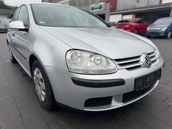 Silber Gebraucht 2004 VW Golf V Trendline Limousine | 1.900 € (Superpreis)