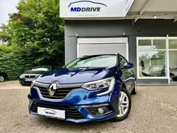 Blau Gebraucht 2019 Renault Mégane IV Business Limousine | 14.990 € (Guter Preis)