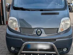 Silber Gebraucht 2011 Renault Traffic Van / Kleinbus | 13.999 €