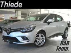 Grau Gebraucht 2018 Renault Clio IV Limousine | 8.540 € (Fairer Preis)