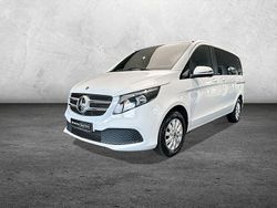 Weiß Gebraucht 2021 Mercedes V220 Van / Kleinbus | 38.729 € (Guter Preis)