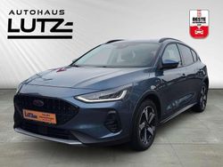 Chromablau metallic Gebraucht 2022 Ford Focus Active X Limousine | 20.930 € (Fairer Preis)