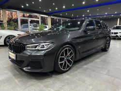 Grau Gebraucht 2023 BMW 530 M Sport Limousine | 34.890 € (Superpreis)