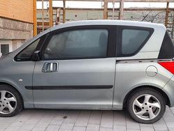 Andere farben Gebraucht 2006 Peugeot 1007 Van / Kleinbus | 4.100 €