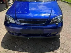 Blau Gebraucht 2005 Opel Astra Cabriolet Edition Cabrio | 3.000 € (Fairer Preis)