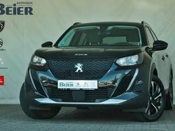 Schwarz (onyxschwarz metallic) Gebraucht 2021 Peugeot e-2008 Allure SUV | 16.680 € (Guter Preis)