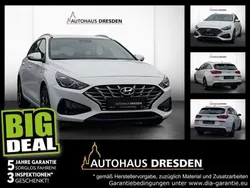 Serenity white / mic Gebraucht 2024 Hyundai i30 Kombi | 21.850 € (Superpreis)