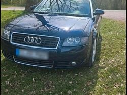 Blau Gebraucht 2004 Audi A4 Cabriolet Cabrio | 4.300 € (Fairer Preis)