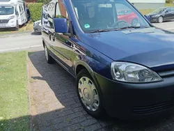 Blau Gebraucht 2007 Opel Combo Edition Van / Kleinbus | 2.000 € (Fairer Preis)