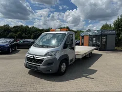Grau Gebraucht 2015 Citroën Jumper Van / Kleinbus | 17.700 € (Fairer Preis)