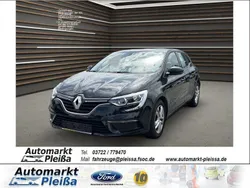Schwarz Gebraucht 2017 Renault Mégane IV Play Limousine | 11.990 € (Fairer Preis)