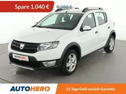 Weiß Gebraucht 2016 Dacia Sandero Stepway Ambiance Kleinwagen | 8.240 € (Fairer Preis)