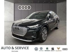 Mythosschwarz metallic Gebraucht 2024 Audi Q4 Sportback e-tron Ambiente SUV | 62.490 € (Teuer)