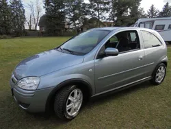 Grau Gebraucht 2006 Opel Corsa Sport Limousine | 2.489 € (Fairer Preis)