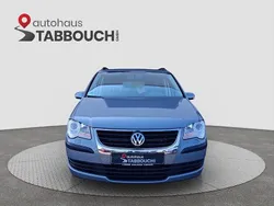 Grau Gebraucht 2009 VW Touran Conceptline Van / Kleinbus | 2.999 € (Superpreis)