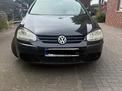 Schwarz Gebraucht 2004 VW Golf V Trendline Limousine | 3.500 € (Etwas zu teuer)