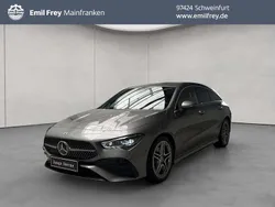 Grau Gebraucht 2024 Mercedes CLA180 Premium Limousine | 33.800 € (Guter Preis)