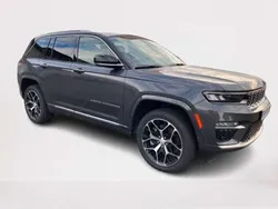 Grau Gebraucht 2024 Jeep Grand Cherokee Summit SUV | 79.850 € (Fairer Preis)