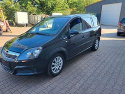Schwarz Gebraucht 2006 Opel Zafira Van / Kleinbus | 2.900 € (Fairer Preis)