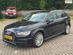 Schwarz Gebraucht 2015 Audi A3 Sportback e-tron Attraction Limousine | 8.300 €