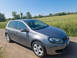 Grau Gebraucht 2009 VW Golf VI Trendline Limousine | 4.999 € (Fairer Preis)