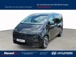 Gaia brown / mic Gebraucht 2023 Hyundai Staria Signature Van | 43.960 € (Guter Preis)
