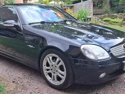 Schwarz Gebraucht 2004 Mercedes SLK200 Edition Cabrio | 9.350 €