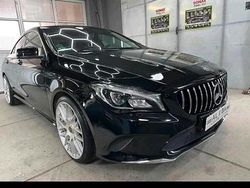 Schwarz Gebraucht 2017 Mercedes CLA180 Limousine | 18.499 € (Etwas zu teuer)