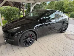 Schwarz Gebraucht 2022 Tesla Model Y Performance SUV | 33.900 € (Guter Preis)