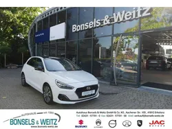 Weiß Gebraucht 2019 Hyundai i30 YES! Limousine | 15.690 € (Fairer Preis)
