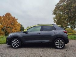 Schwarz Gebraucht 2019 Kia Stonic Spirit SUV | 13.900 € (Guter Preis)